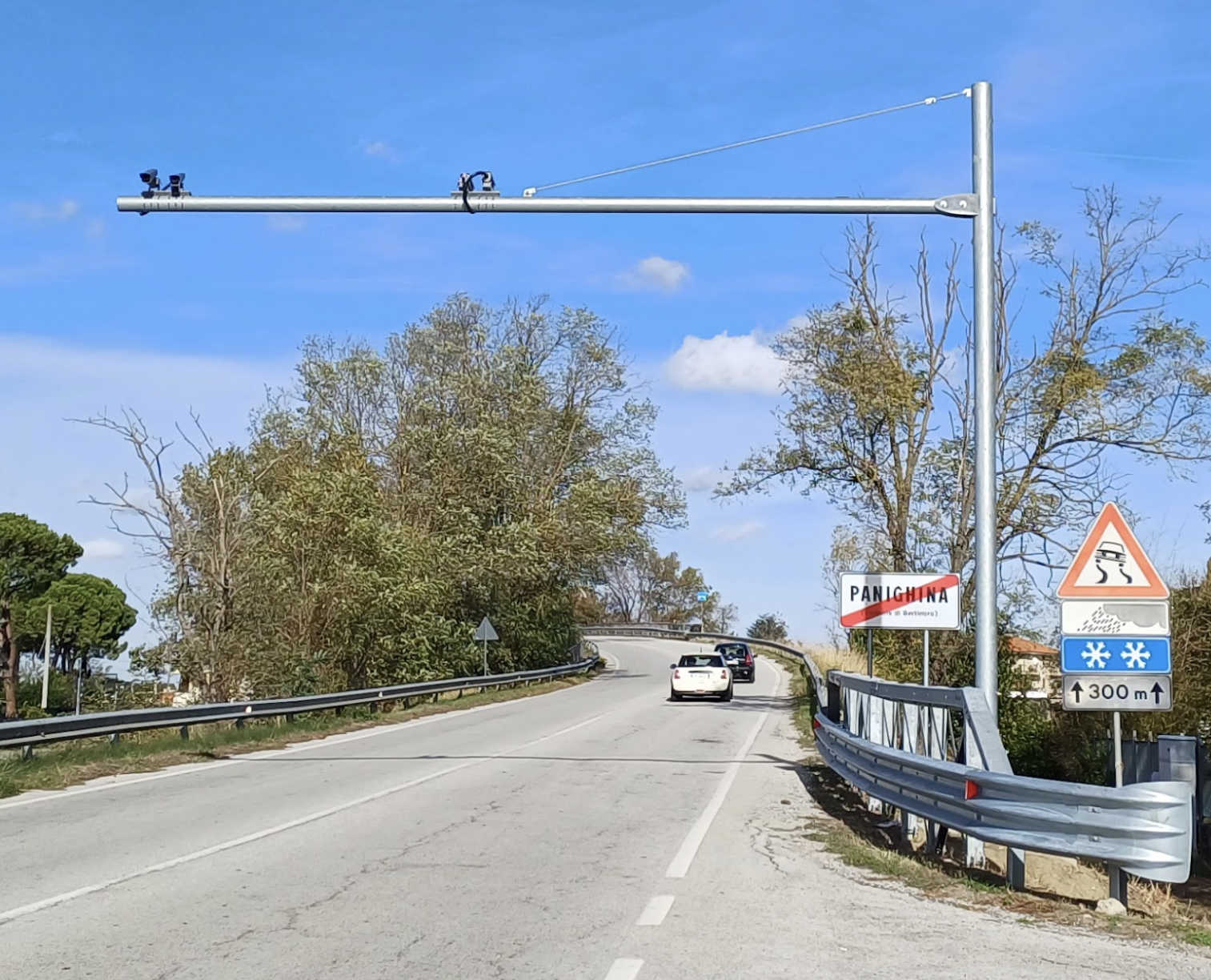 Installati nuovi varchi per il controllo del traffico foto 